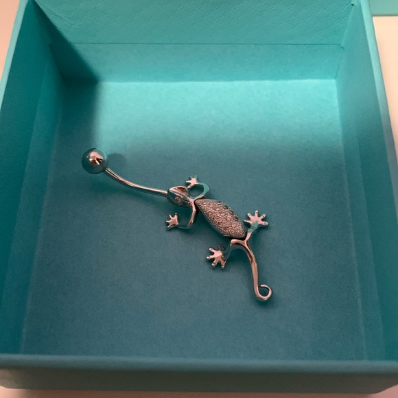 14K White Gold Lizard Belly Ring - Picture 3 of 6